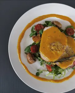 Lomo de cerdo en salsa Bechamel