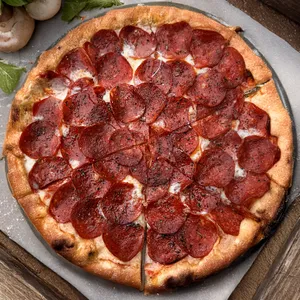 Promo Pepperoni Pequeña