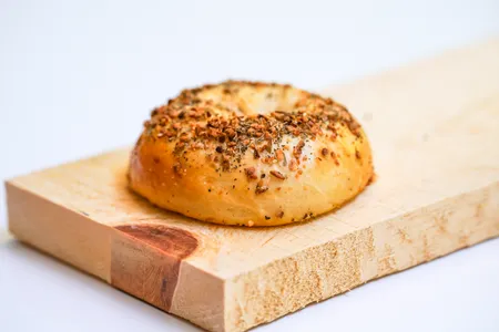 Bagel de Ajo y Finas Hierbas
