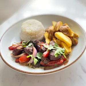 Lomo Saltado
