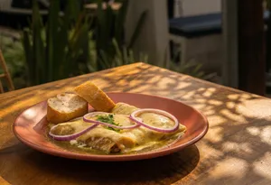 Enchiladas Suizas con Pollo