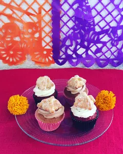 Cupcakes Pan de muerto 4x4
