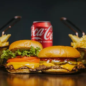 Promo Junaeb! Classic O Cheese + Crinkle Fries + Bebida De 350Cc