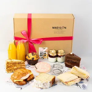 DESAYUNO SORPRESA para 2 personas 🩷