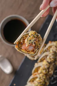 Tropical roll (10 piezas)