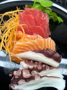 Mixto (4 Tako, 4 Sake y 4 Maguro)