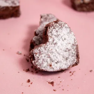Brownie Heart Box