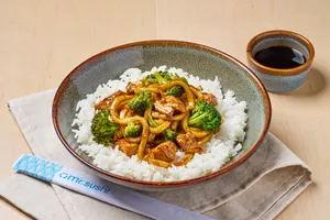Bowl Chicken Teriyaki – Pollo, Brócoli y Pasta Udon
