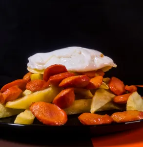 Salchipapas supremas