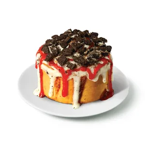 Cinnabon Strawberry & Cookies