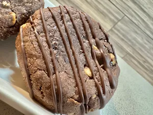 Galleta de chocolate y avellanas