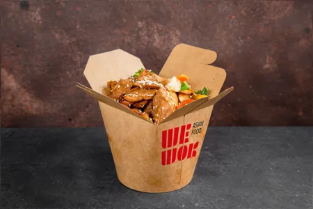 Carne salteada al wok