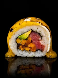 Tropical roll