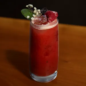 Refrescante de frutos rojos