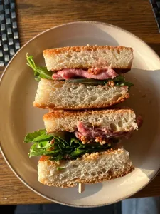 Focaccia Roastbeef