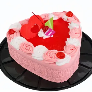 Tres leches de fresa en corazon