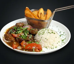 Filete Saltado