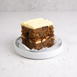 Pastel Carrot Cake Individual