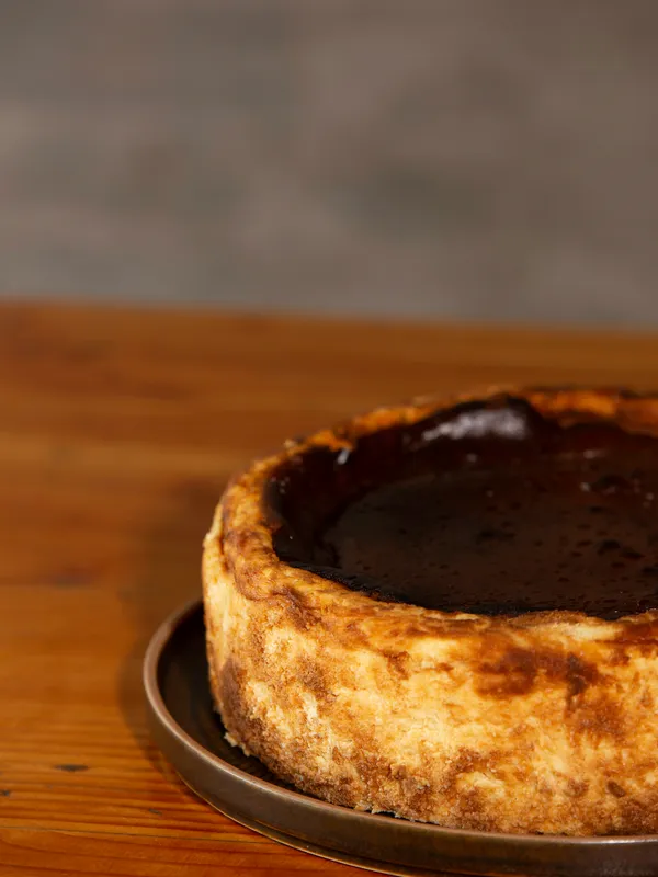 Tarta Vasca de Vainilla Entera