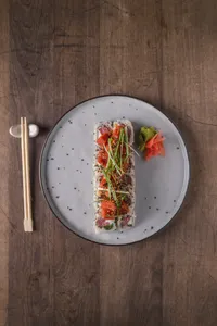 Spicy tuna roll (10 piezas)