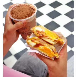 Pato Go Necio Con Huevo + Milo Frio