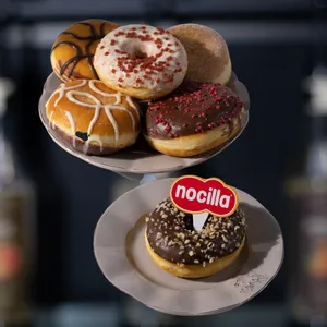 Promo 6 Donuts