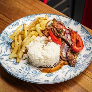 Lomo Saltado