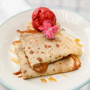 Panqueques Con Helado