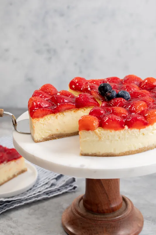 Cheesecake horneado de vainilla con fresas Cheesecake horneado de vainilla con fresas