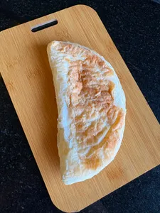 Empanada de queso en masa de hoja