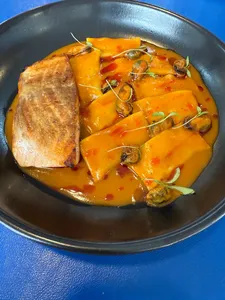 Salmon y Agnolotti