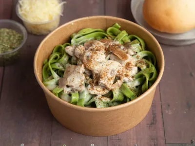 Fettuccine de espinaca