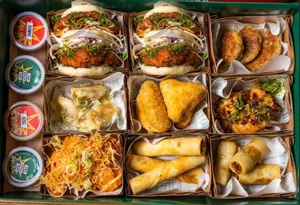 KO DIM SUM BOX (6-8 PERSONAS)