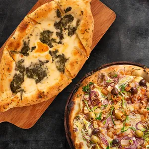 Khachapuri & Pizza