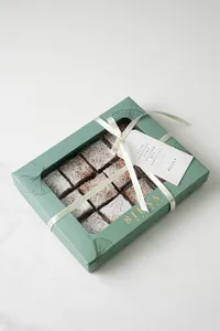 Caja de mini brownies