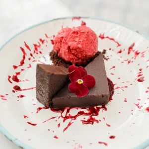 Brownie Vegano Con Helado