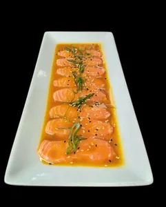 tiradito de salmon al maracuya