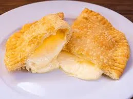 EMPANADAS DE QUESO X 3