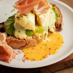 Tostada Huevo Pochado