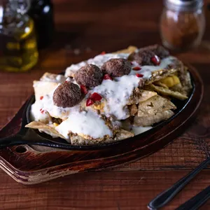 Nachos con Bolitas de Carne