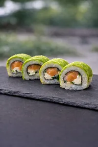 Avocado Roll Kanikama