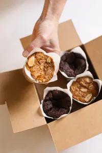 Caja 4 queques sin azúcar y sin lácteos