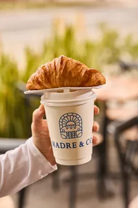 PROMO CROISSANT + CAFE