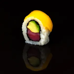 Maki Mango