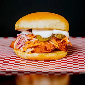 Spicy Buffalo Chicken (Chicken Del Día Jueves)