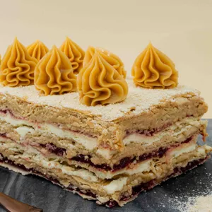 Cinta Hojarasca Frambuesa Manjar (10 P)