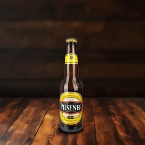 Cerveza pequeña pilsener Cerveza pequeña pilsener