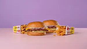 2 Goldie + 2 Crunchy Fries