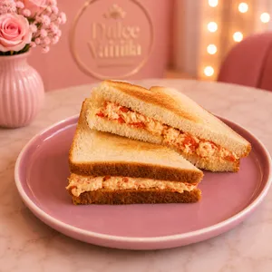 Sándwich de ave y pimentón