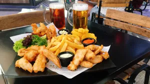 Fish & Chips pa' Compartir (2-3 personas)